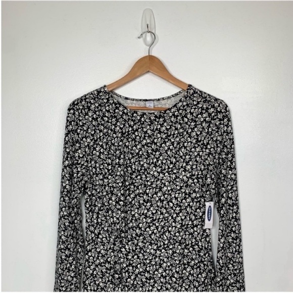 NWT Old Navy Twist Front Dress Black‎ White Floral Women’s Medium Long sleeve - Picture 3 of 10